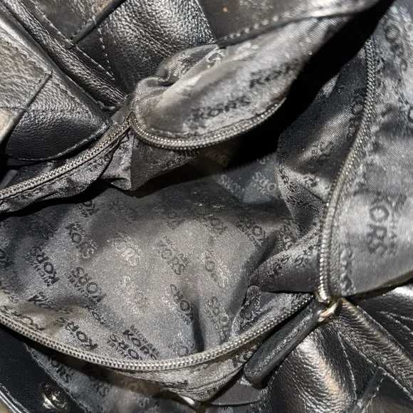 Michael Kors Bag Studded Black Leather Chain Hobo - Picture 13 of 17